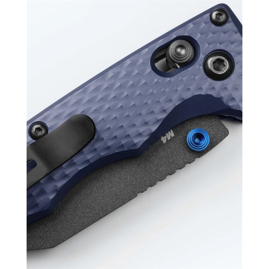 Benchmade 290BK Full Immunity™ Crater Blue Aluminum